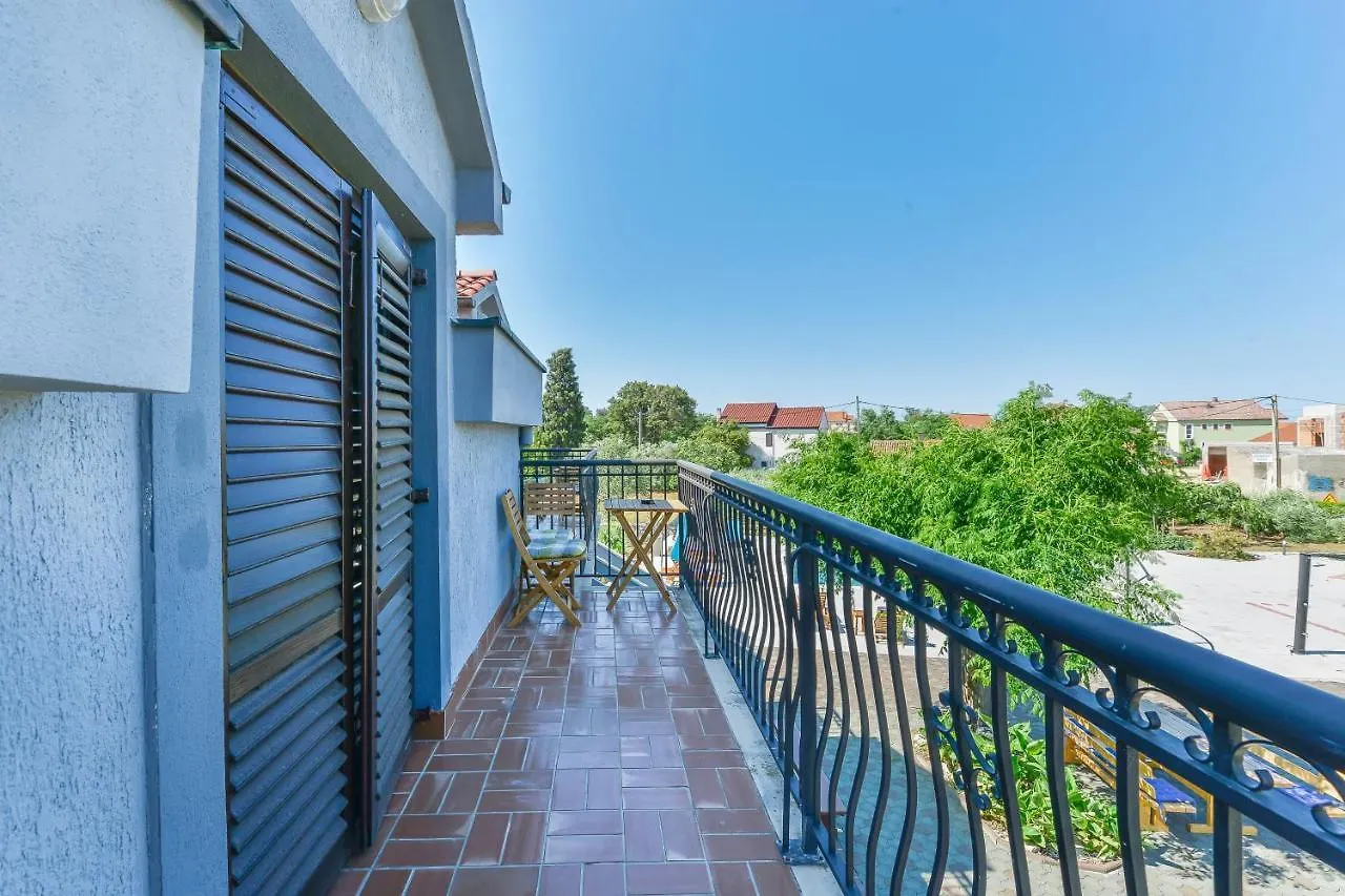 Family Friendly House With A Swimming Pool Privlaka, Zadar - 5762 Villa Privlaka (Zadar)